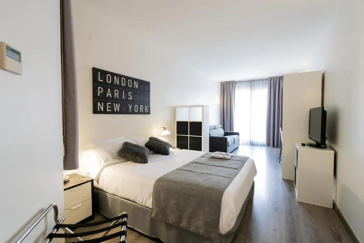 Aparthotel Atenea Calabria Barcelona