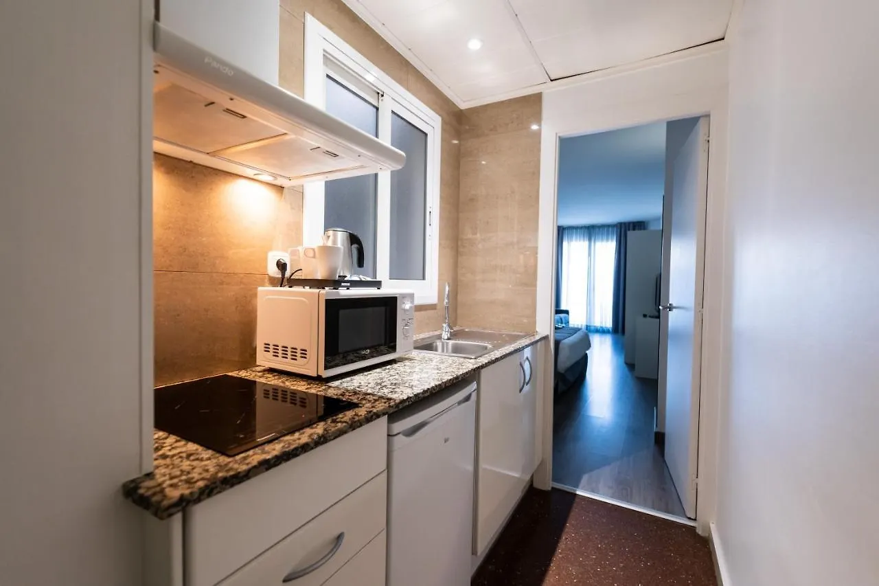 Aparthotel Atenea Calabria Barcelona 3*,
